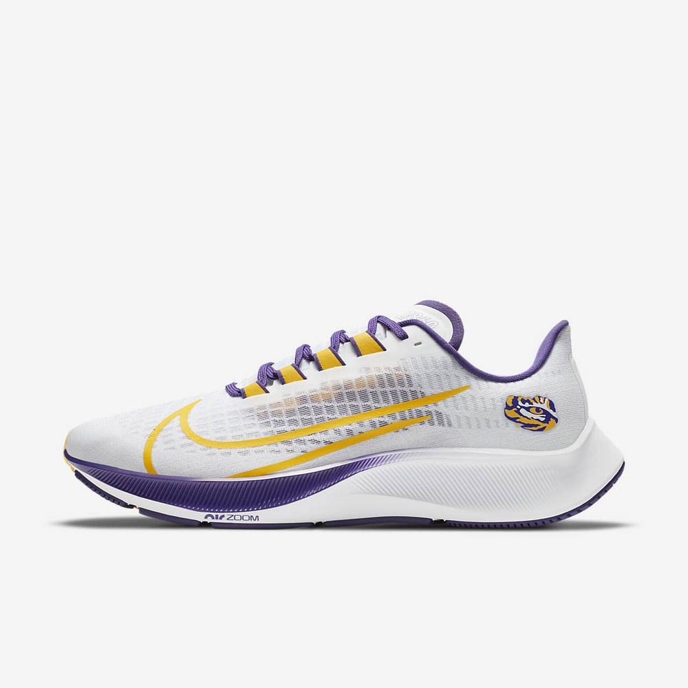 Chaussure De Running Nike College Zoom Pegasus 37 (LSU) Blanche 3162-704 White/Pure Platinum/Court Purple/University Gold Homme | HLJ-61257373